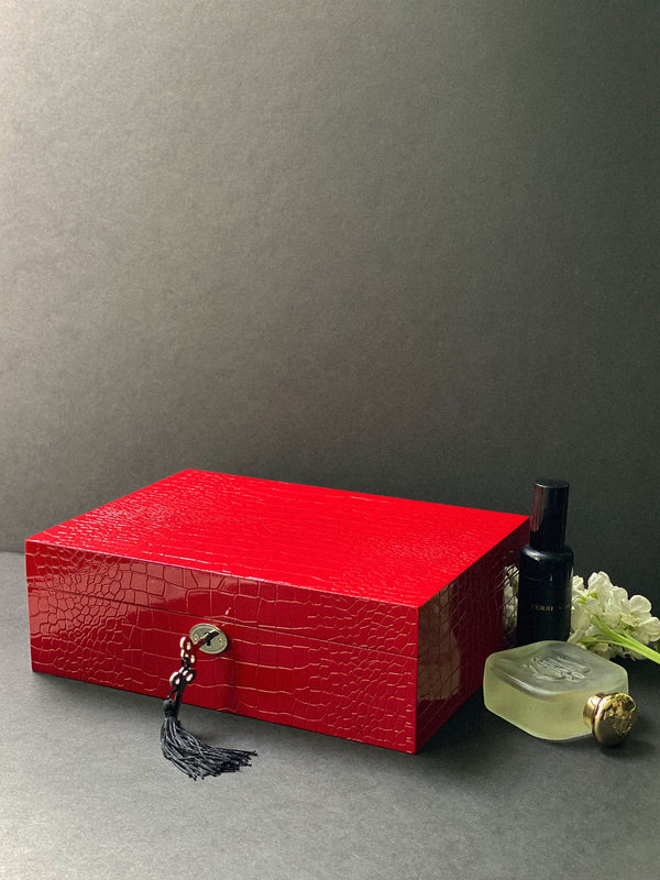 Gifts & Home Décor