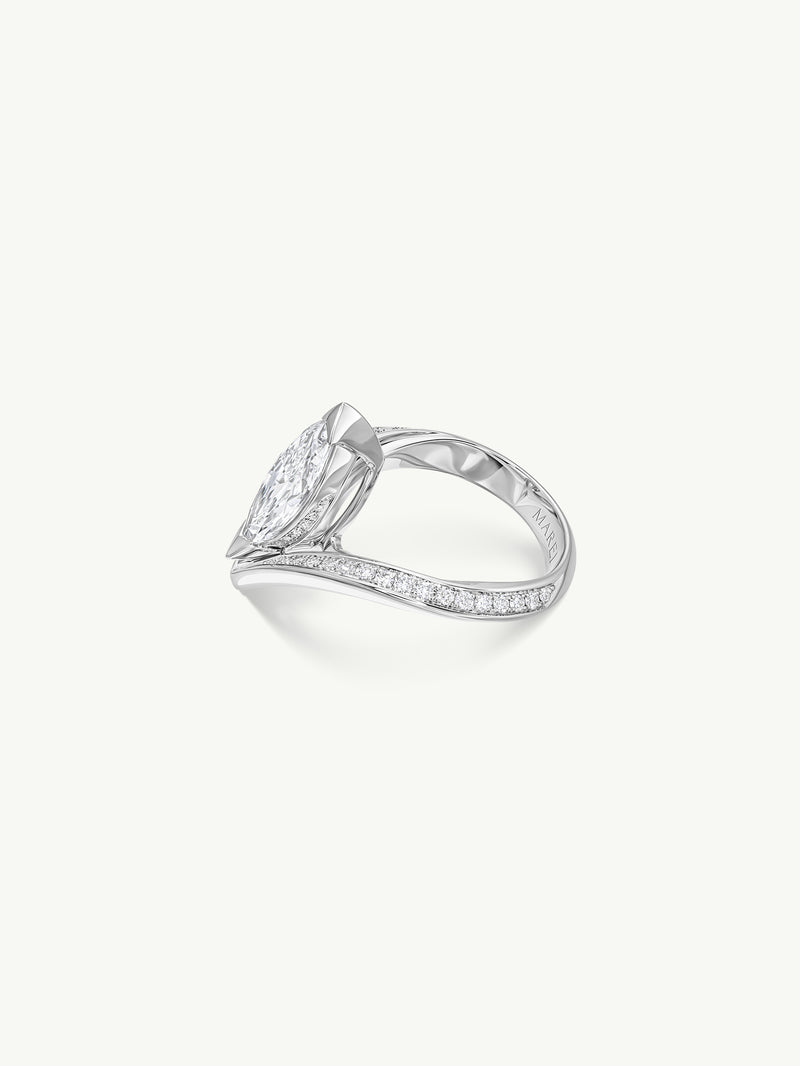 Yasmeen Ring with Brilliant Marquise-Cut White Diamond In 18-Karat White Gold With Enamel