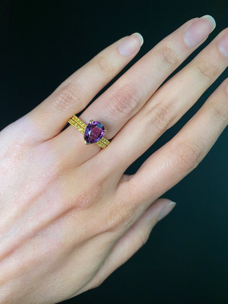 Phebe Ring With Purple Sapphire & Pavé-Set Yellow Diamonds In 18K Yellow Gold