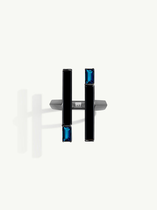Invidia Black Onyx Column Ring With Baguette-Cut Blue Sapphires In 18K Blackened Gold