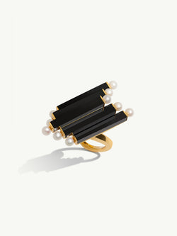 Invidia Black Onyx Column & Pearl Ring In 18-Karat Yellow Gold